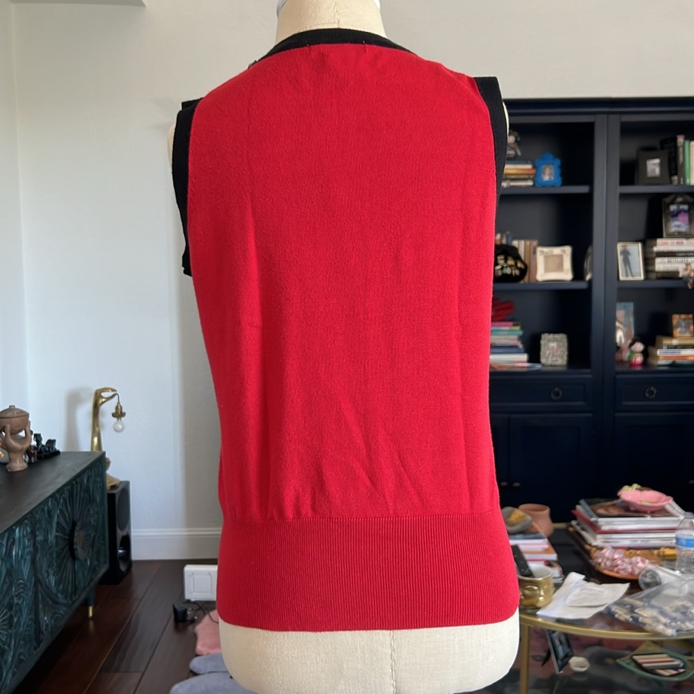 Audrey & Grace red with black trim sweater tank, size M - Picture 2 of 3